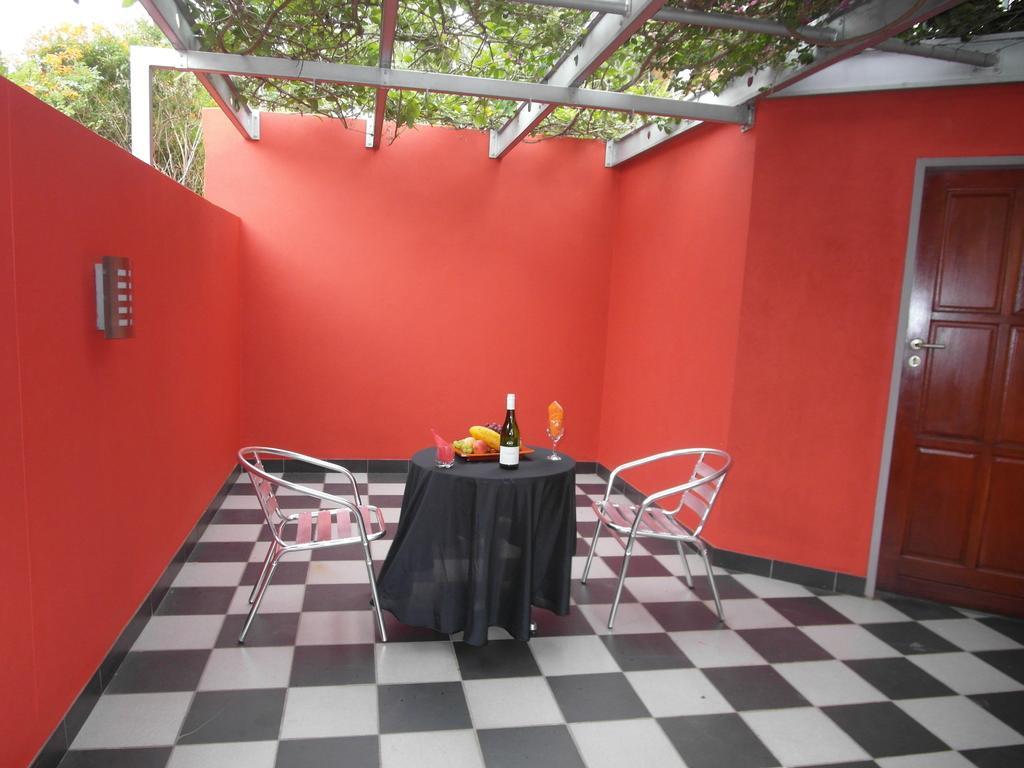 Red Square Home Pretoria Exterior photo