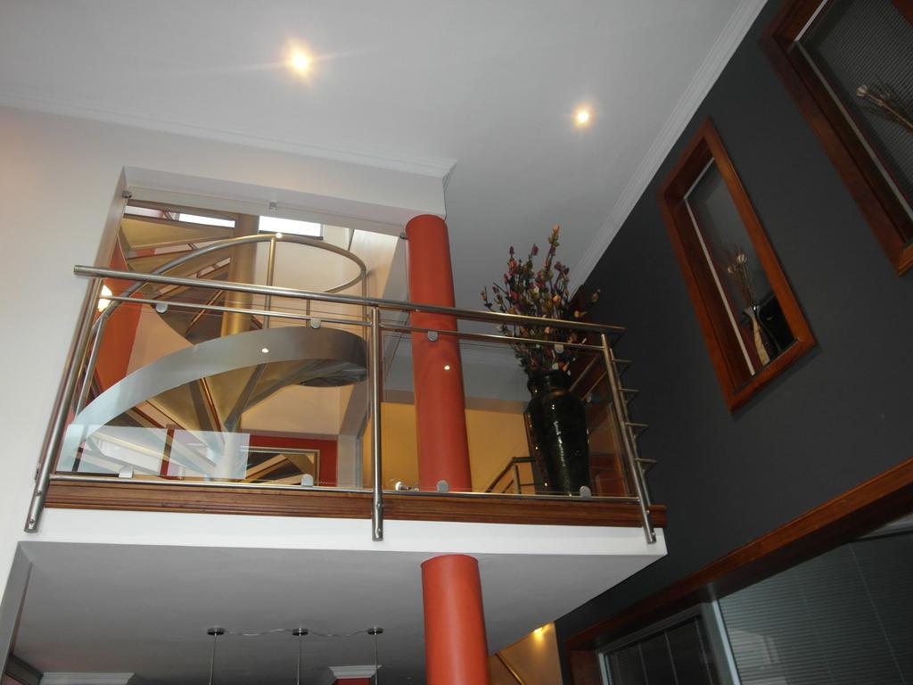 Red Square Home Pretoria Exterior photo