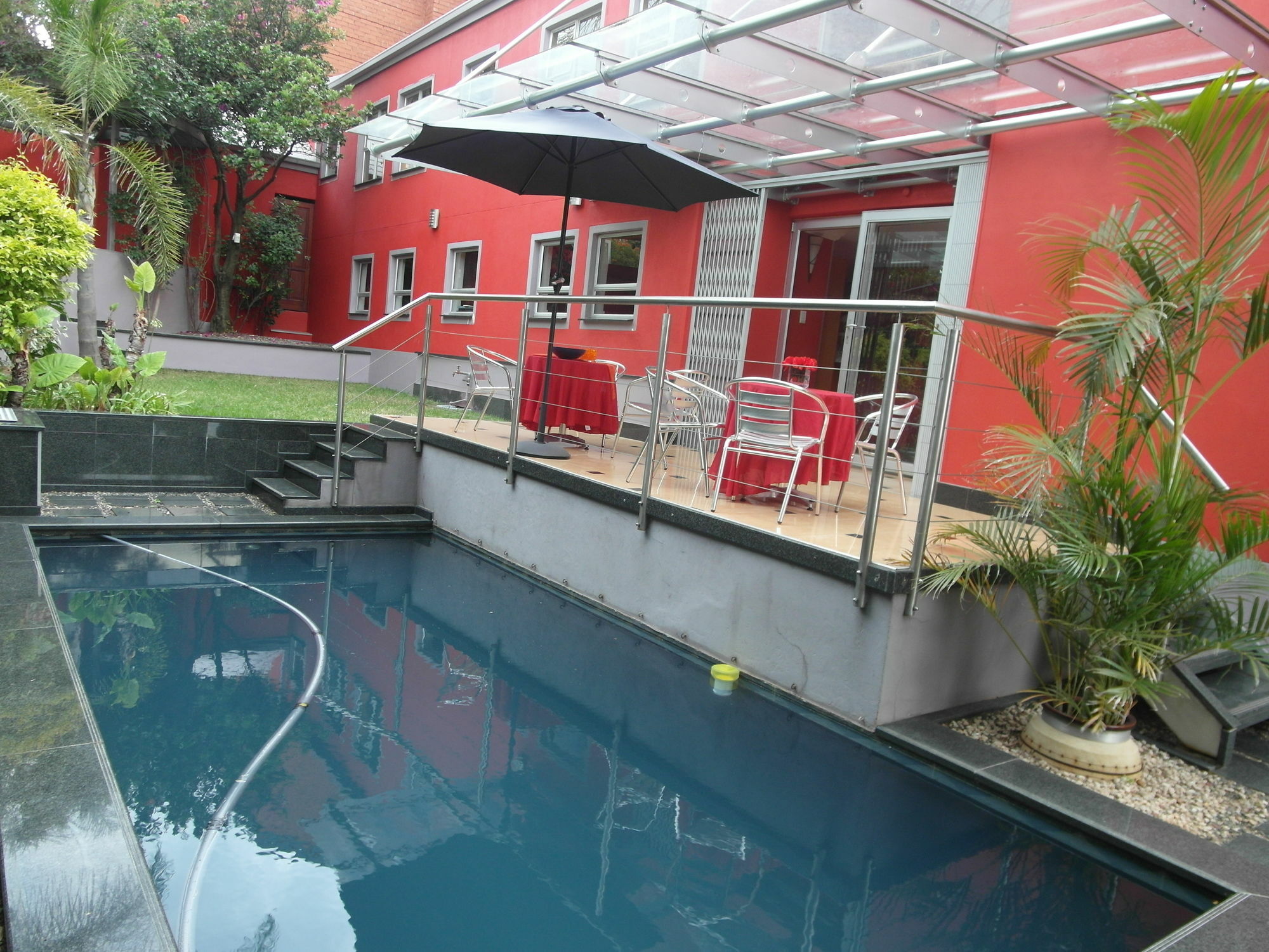 Red Square Home Pretoria Exterior photo